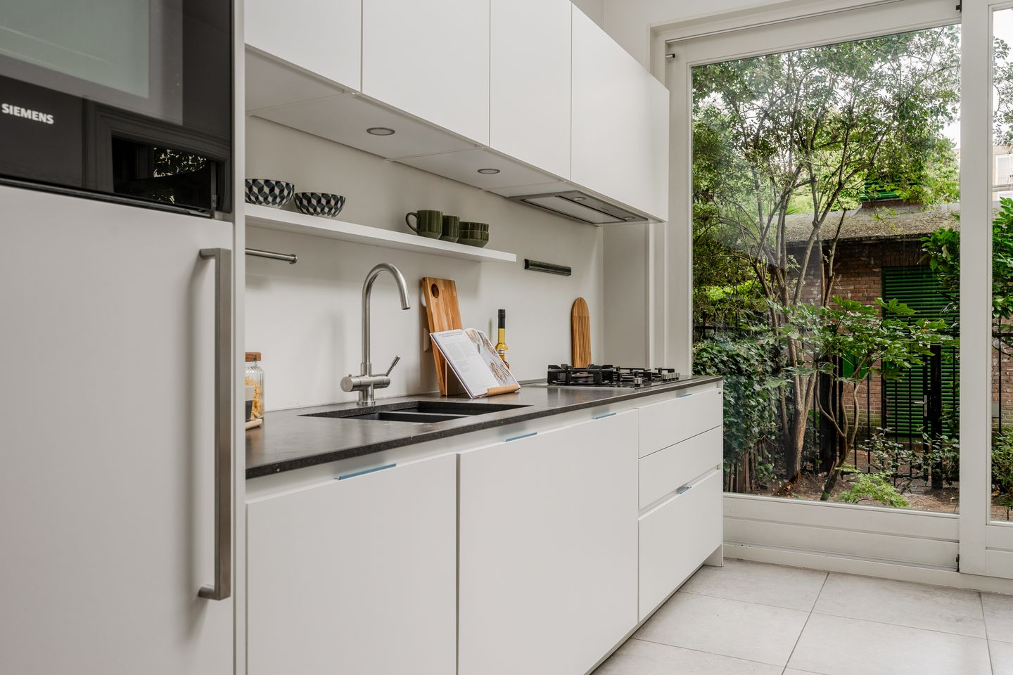 Photo 14 of Nassaukade 42-H