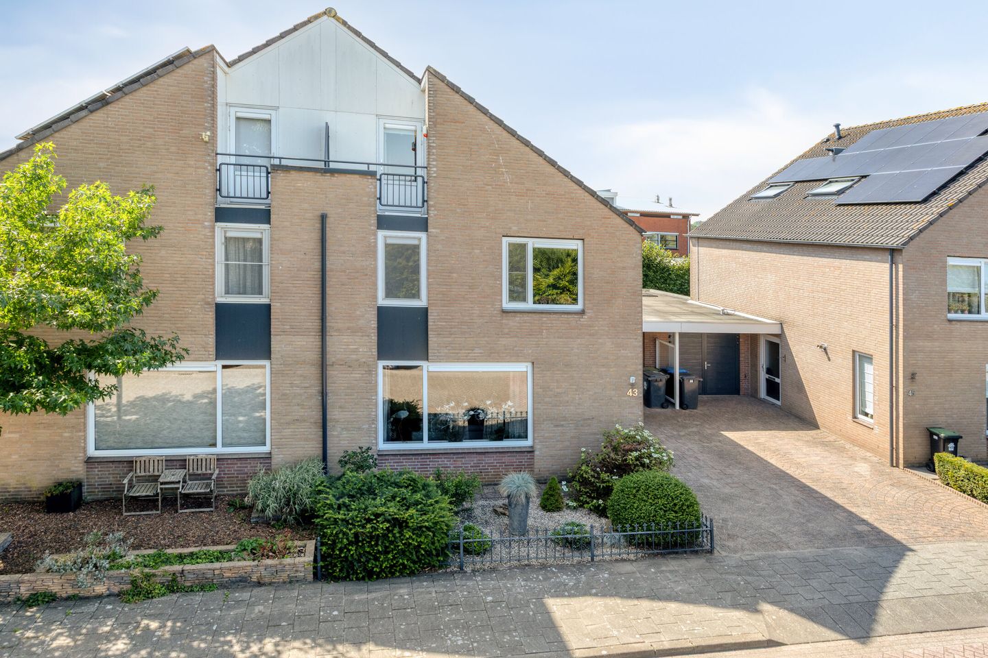 Foto 50 van Veldbies 43