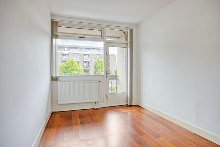 Foto 12 van Haagbeuklaan 8