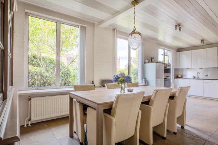 Foto 11 van Locht 83