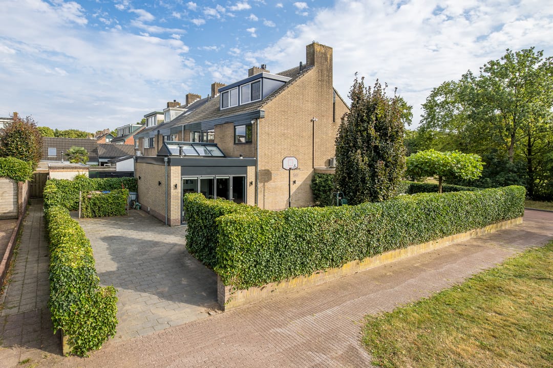 Photo 2 of Dr. Lelylaan 61