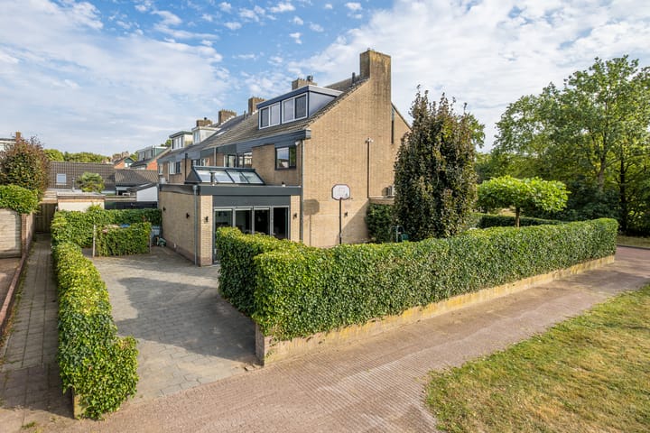 Foto 2 van Dr. Lelylaan 61