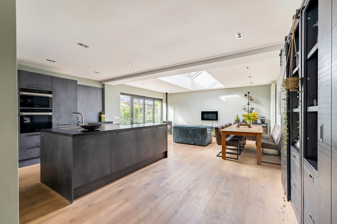 Photo 7 of Dr. Lelylaan 61