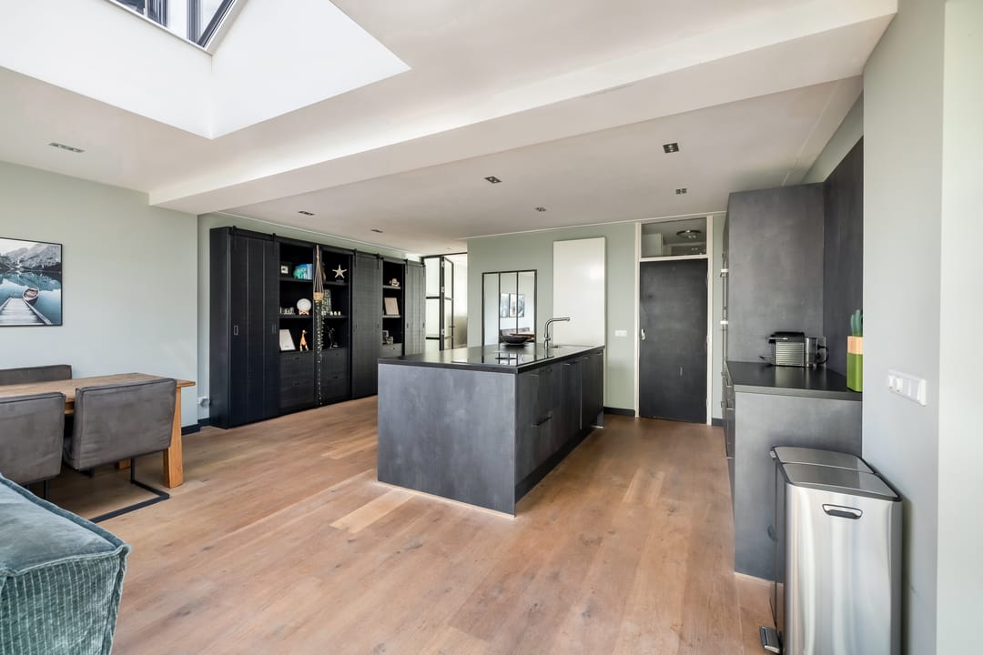 Photo 8 of Dr. Lelylaan 61