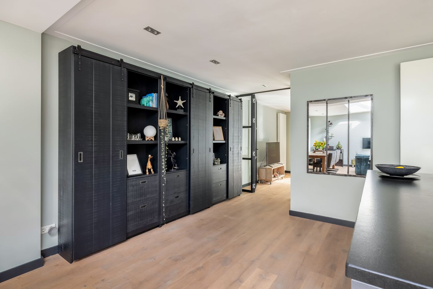 Photo 10 of Dr. Lelylaan 61