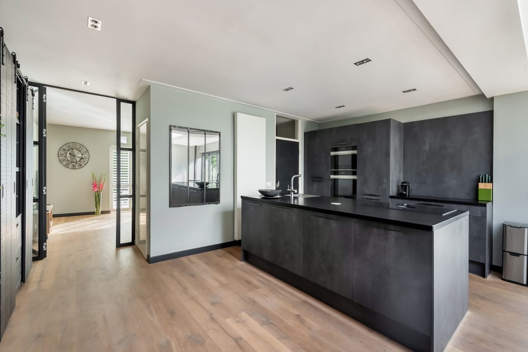 Photo 11 of Dr. Lelylaan 61