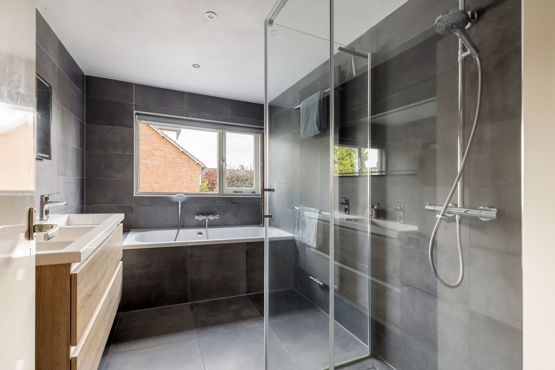 Photo 18 of Dr. Lelylaan 61