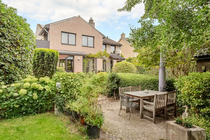 Foto 44 van Locht 83