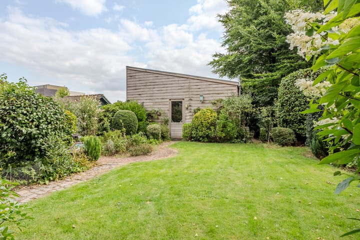 Foto 49 van Locht 83