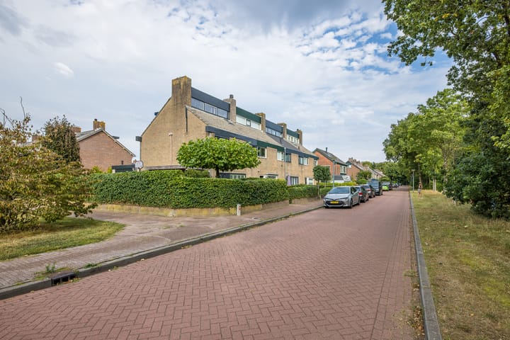 Foto 39 van Dr. Lelylaan 61