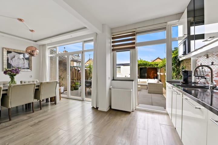 Foto 14 van Dillenburgsingel 15