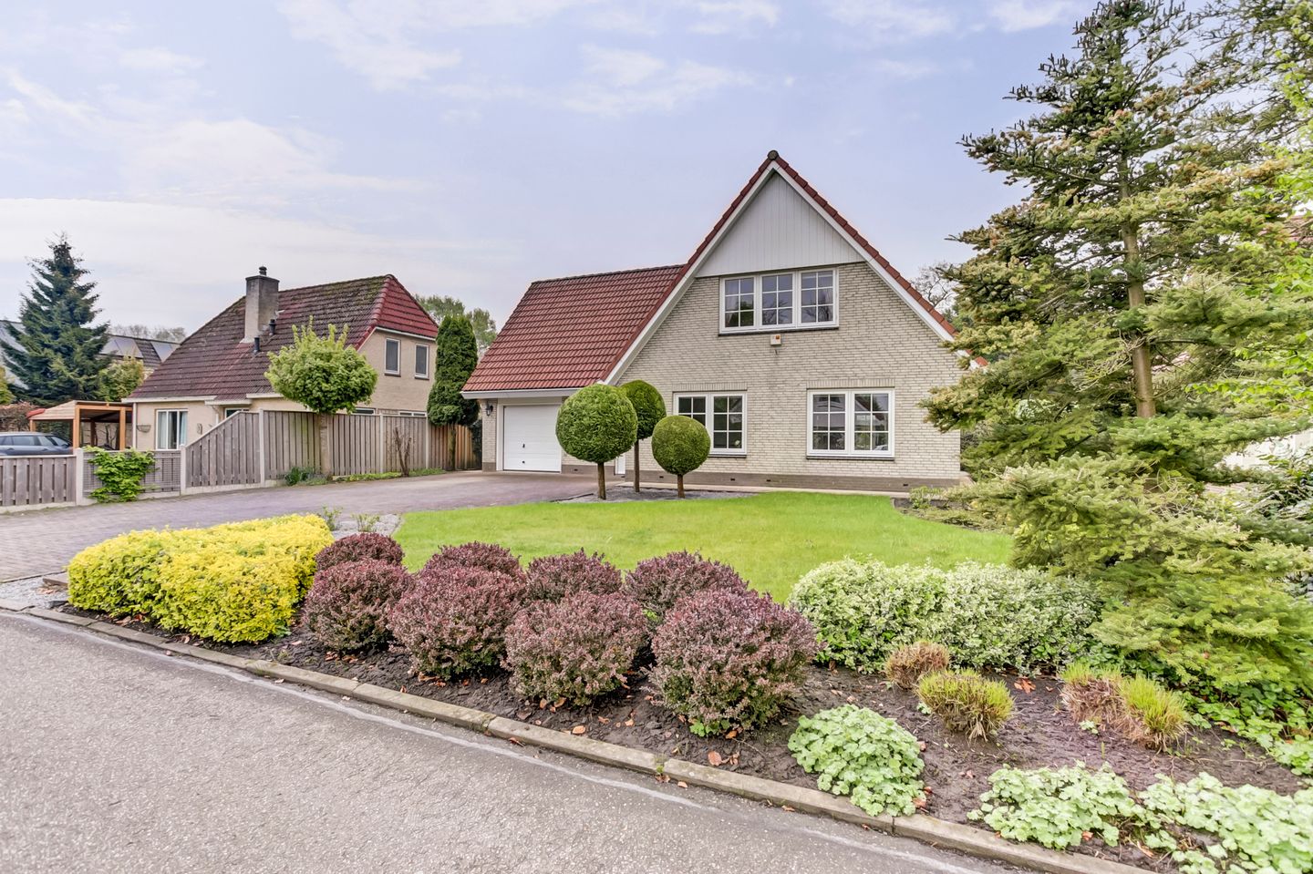 Photo 5 of Lindenlaan 14