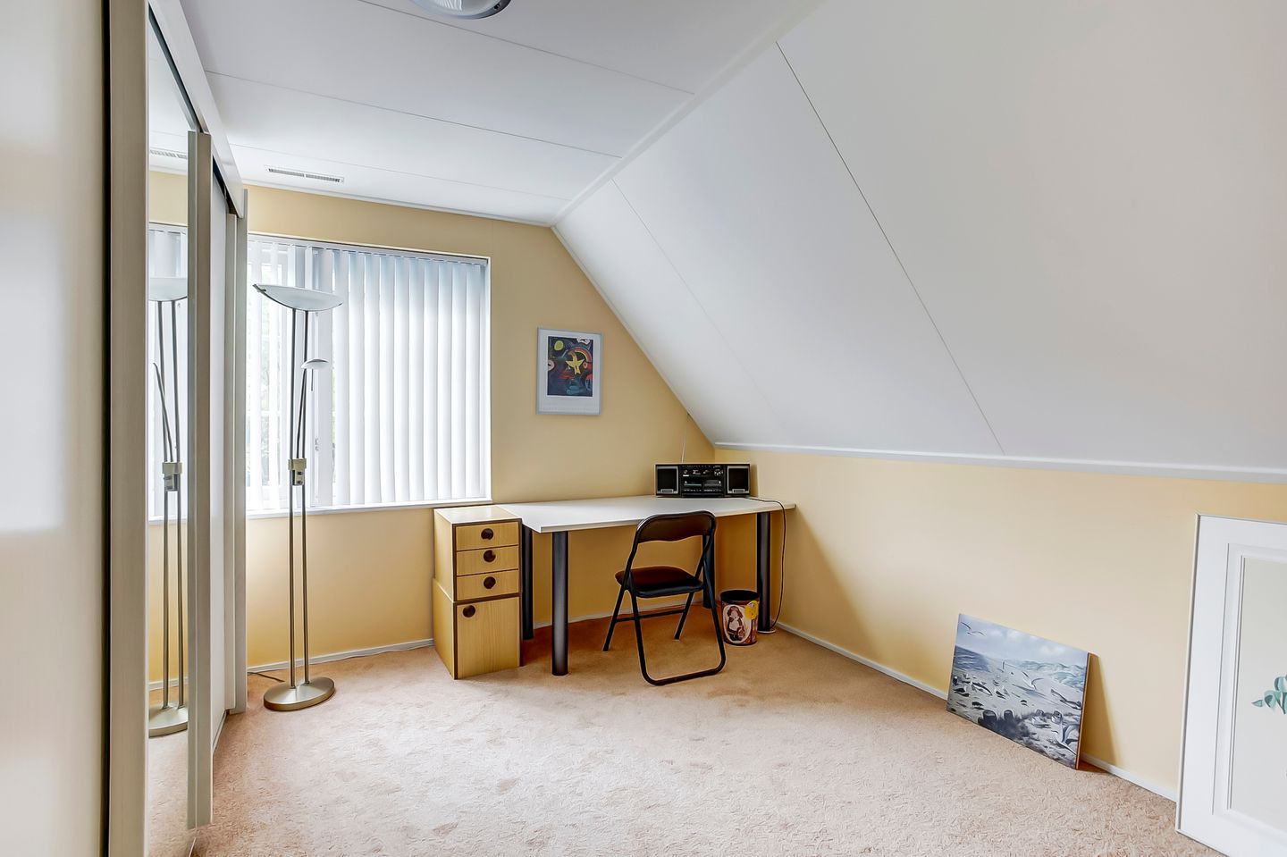 Photo 34 of Lindenlaan 14