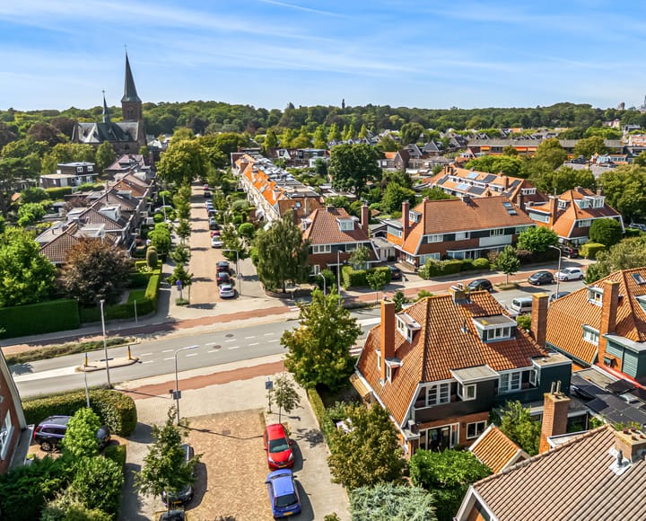 Photo 4 of Van den Vondellaan 33