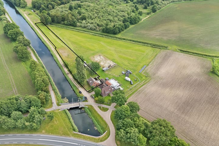 Photo 2 of Heetenseweg 7