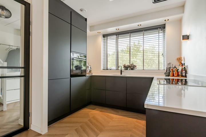 Foto 15 van Het Wapenschild 11