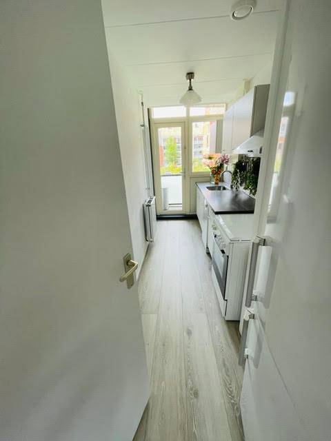 Foto 6 van Derkinderenstraat 67-1