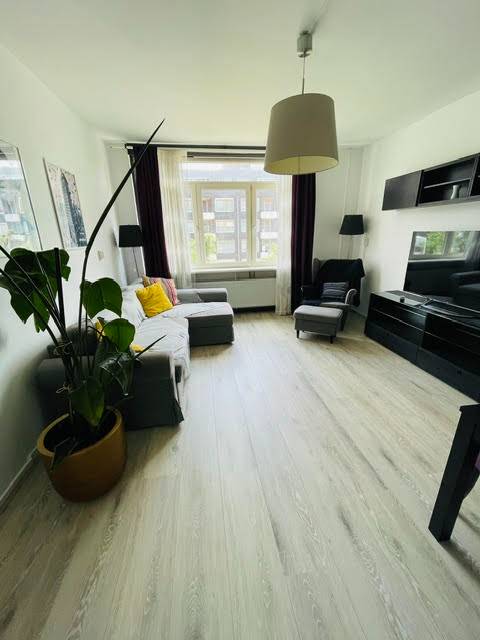 Foto 9 van Derkinderenstraat 67-1