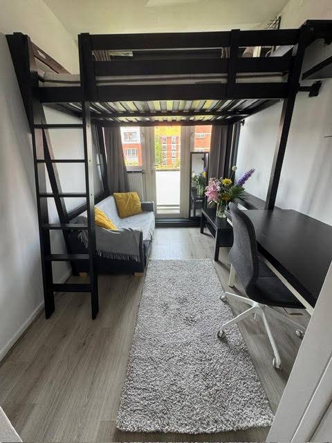 Foto 11 van Derkinderenstraat 67-1