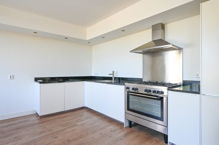 Foto 18 van Nobeldreef 95