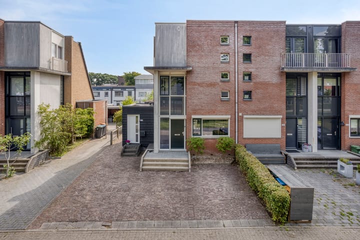 Foto 39 van Leonard Springerlaan 252