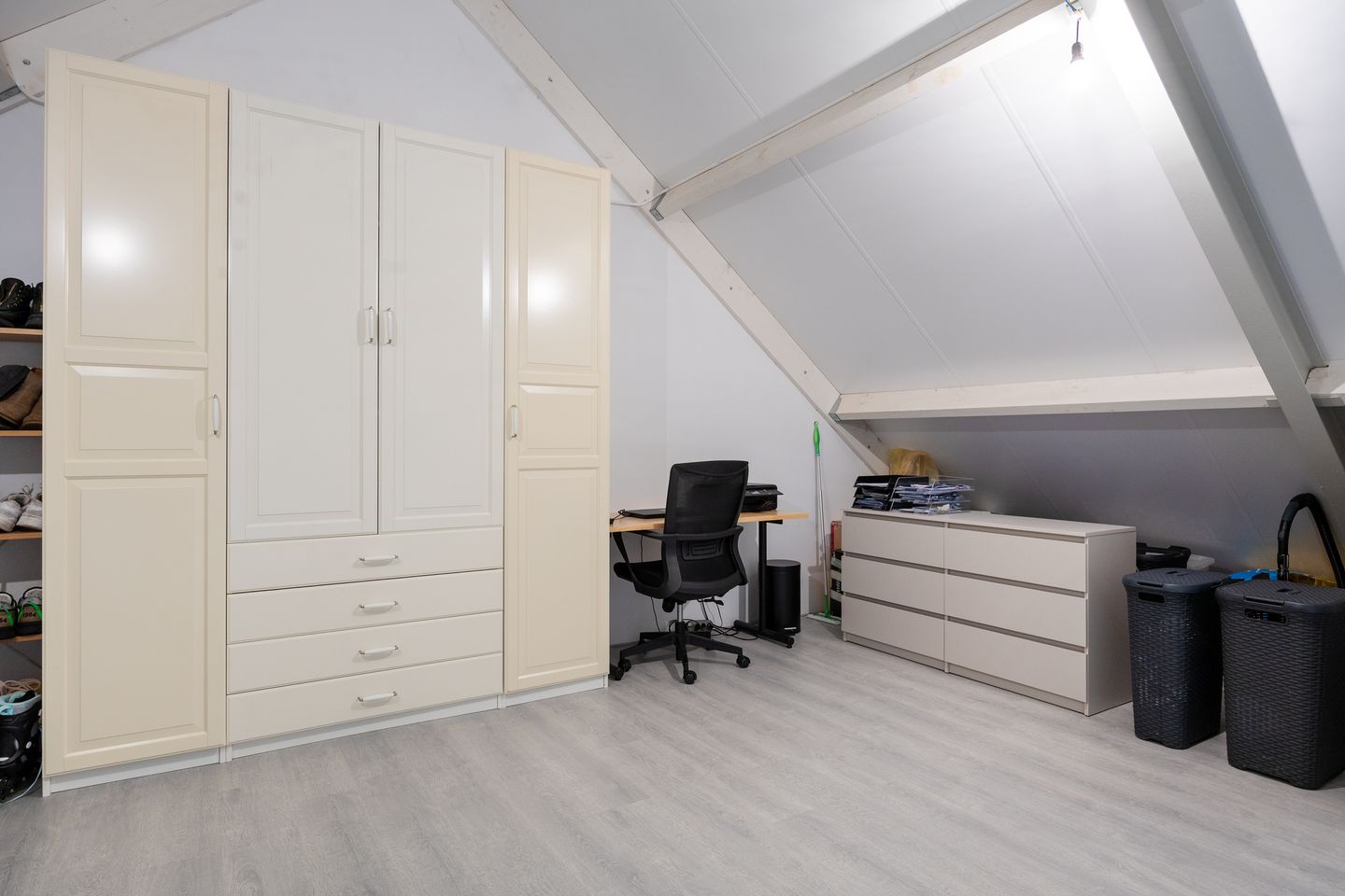 Foto 29 van Smelen 102