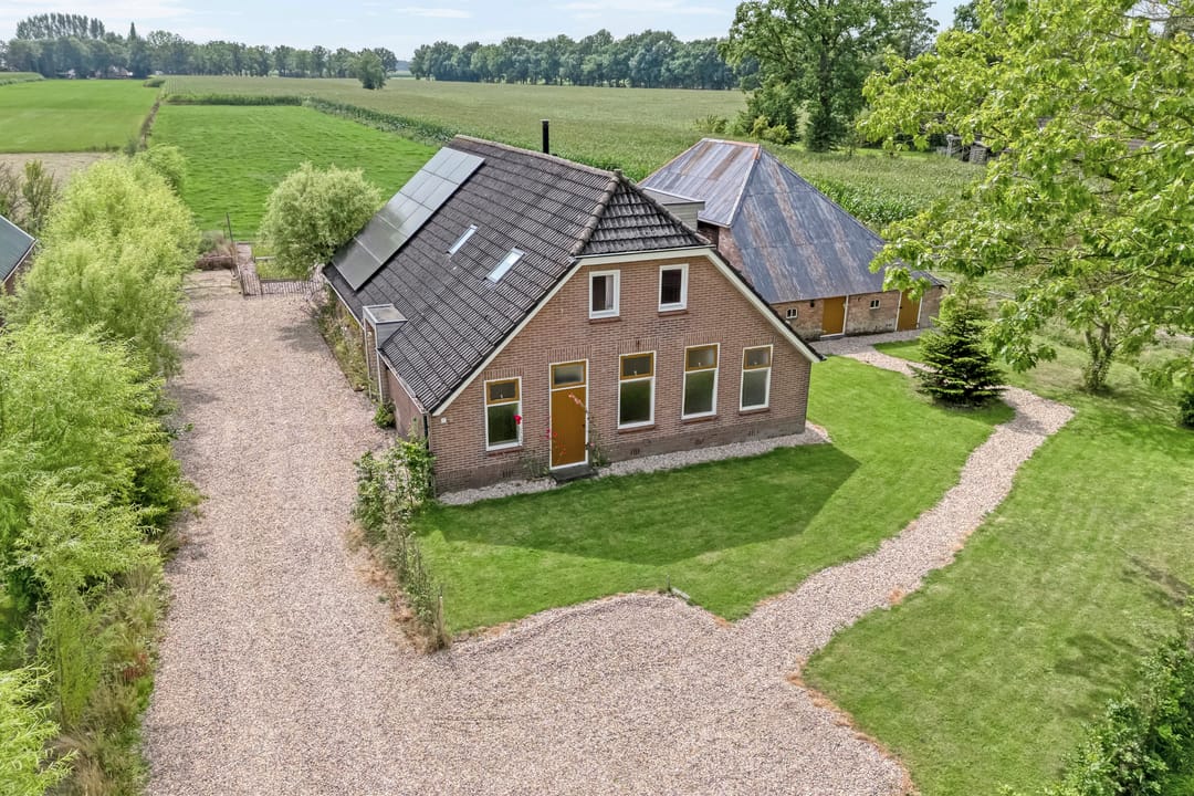 Photo 2 of Meeleweg 7