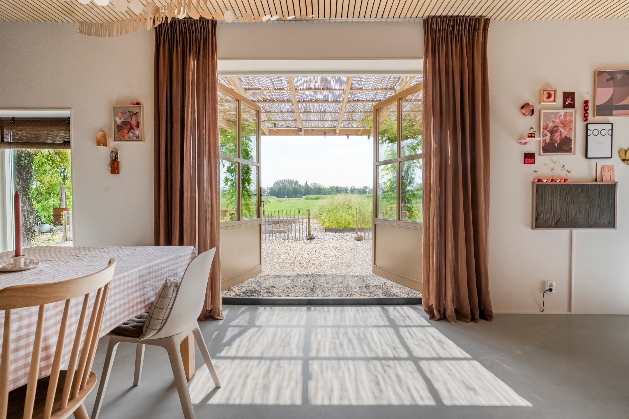 Photo 9 of Meeleweg 7