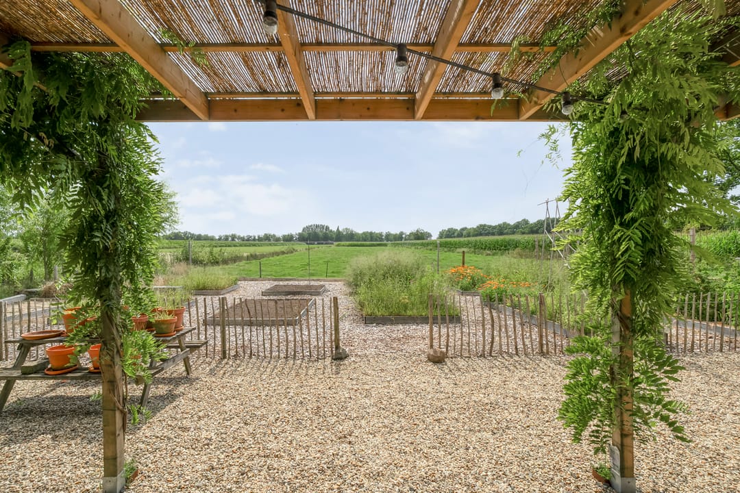 Photo 41 of Meeleweg 7