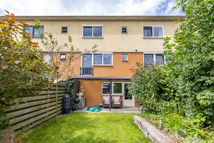 Foto 2 van Natalie Barneykade 16