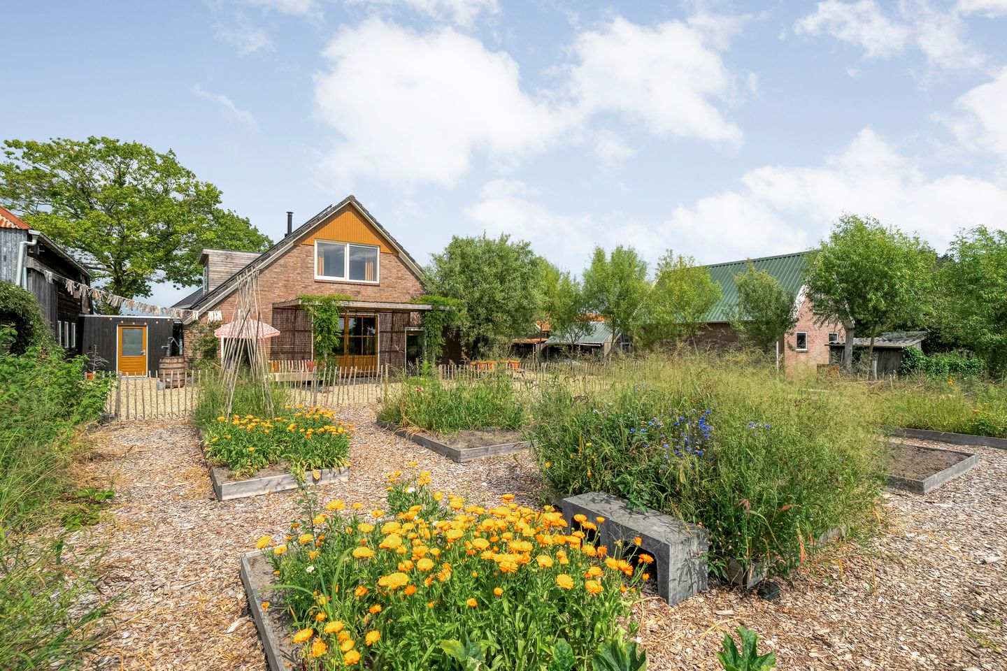 Photo 65 of Meeleweg 7