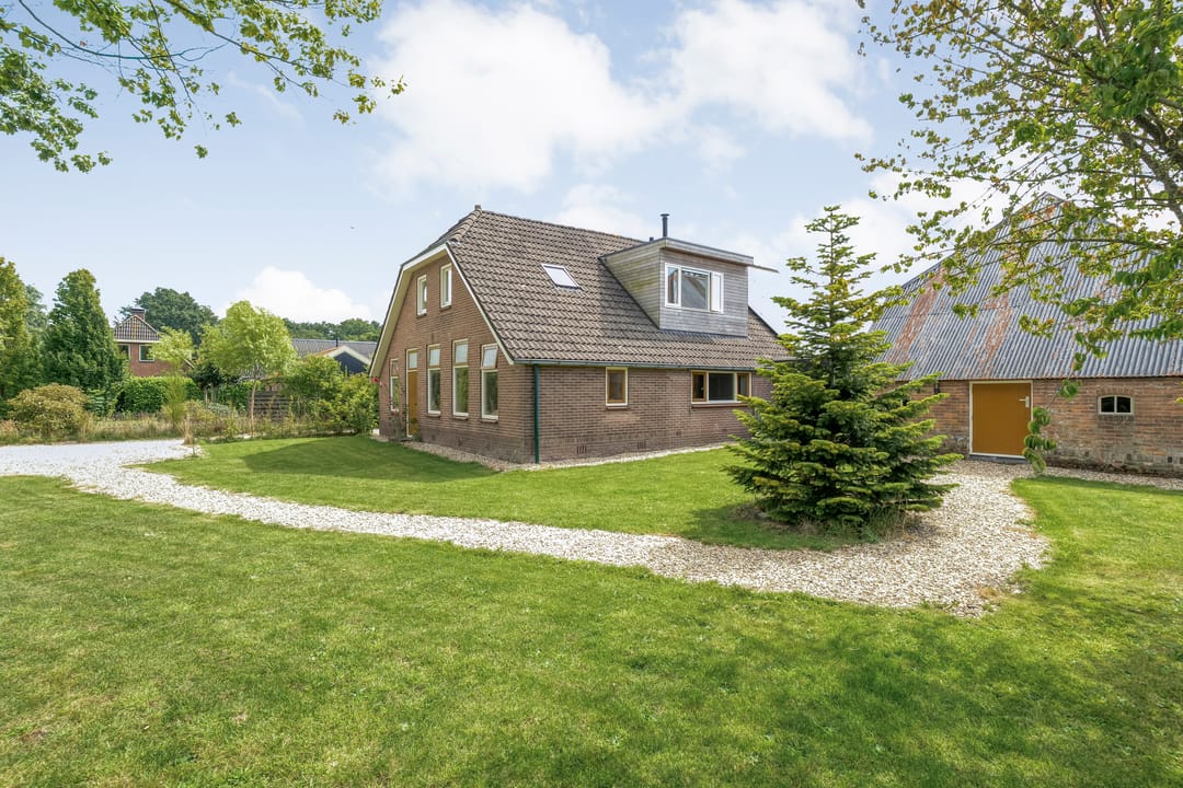 Photo 77 of Meeleweg 7