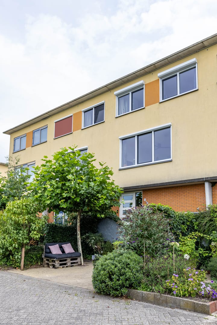 Foto 71 van Natalie Barneykade 16