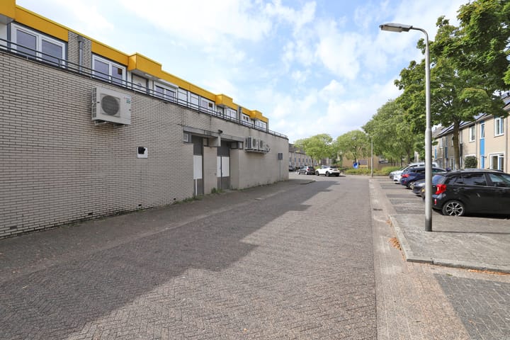 Photo 24 of Camera Obscurastraat 132