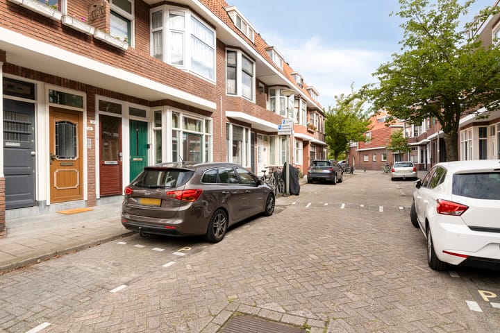 Foto 20 van Van Musschenbroekstraat 16-B