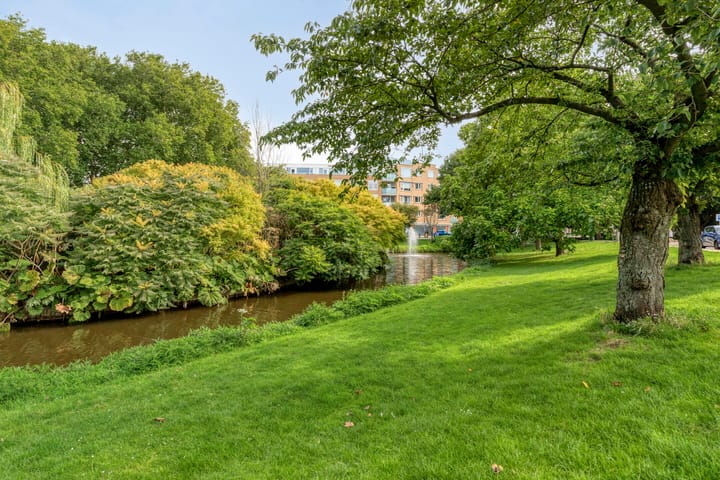 Foto 21 van Van Musschenbroekstraat 16-B