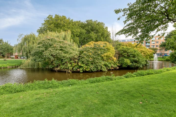 Foto 22 van Van Musschenbroekstraat 16-B