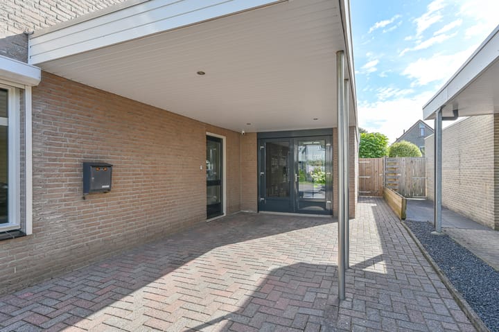 Foto 5 van Purperreiger 5