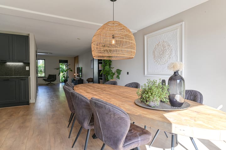 Foto 25 van Purperreiger 5