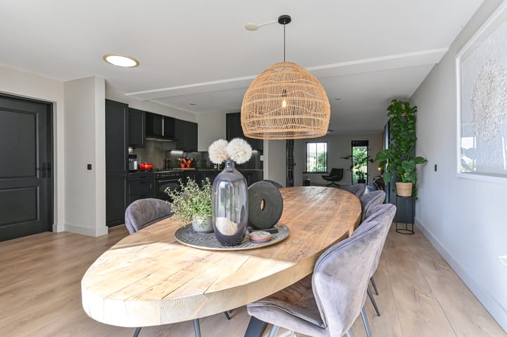 Foto 26 van Purperreiger 5