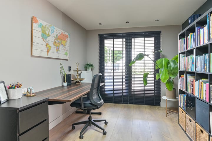 Foto 32 van Purperreiger 5