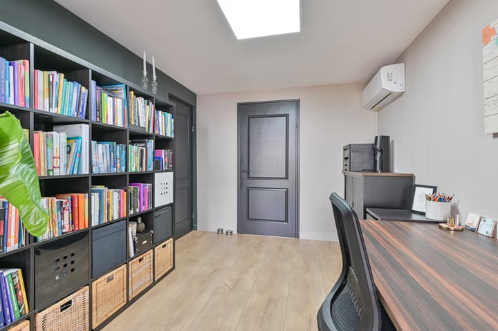 Foto 34 van Purperreiger 5