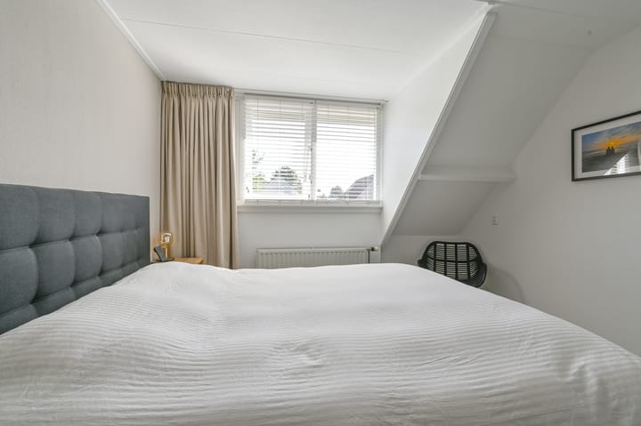 Foto 44 van Purperreiger 5