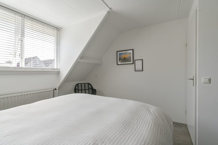 Foto 45 van Purperreiger 5