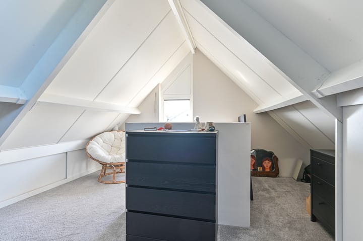 Foto 64 van Purperreiger 5