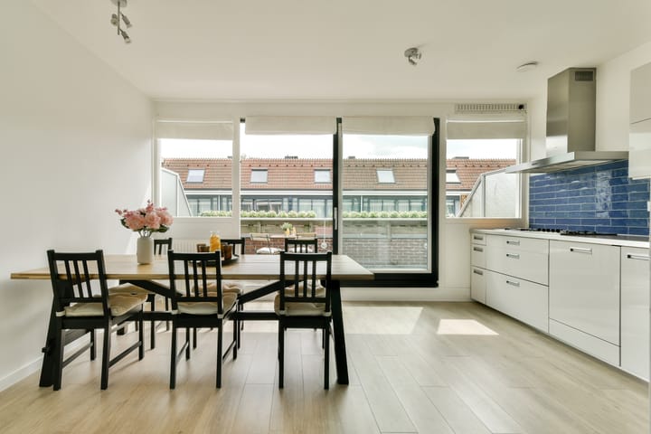 Photo 3 of Reinwardtstraat 97-A