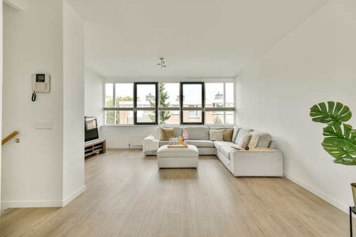 Photo 4 of Reinwardtstraat 97-A