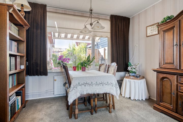 Foto 10 van Schoolstraat 12