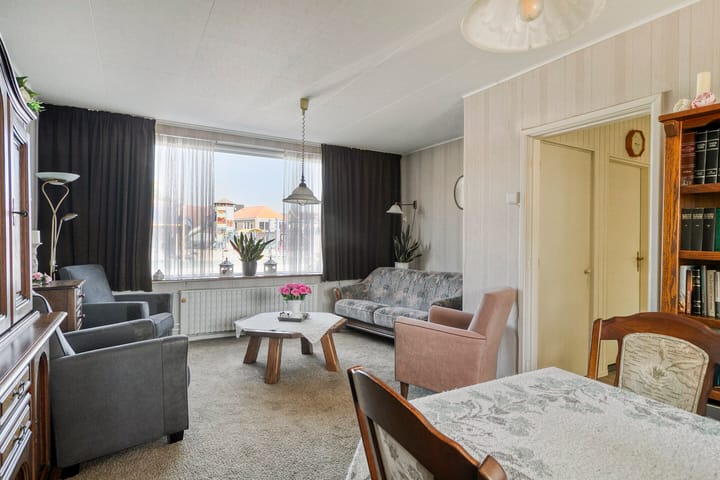 Foto 11 van Schoolstraat 12