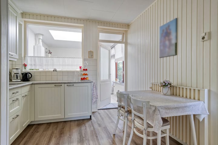 Foto 17 van Schoolstraat 12